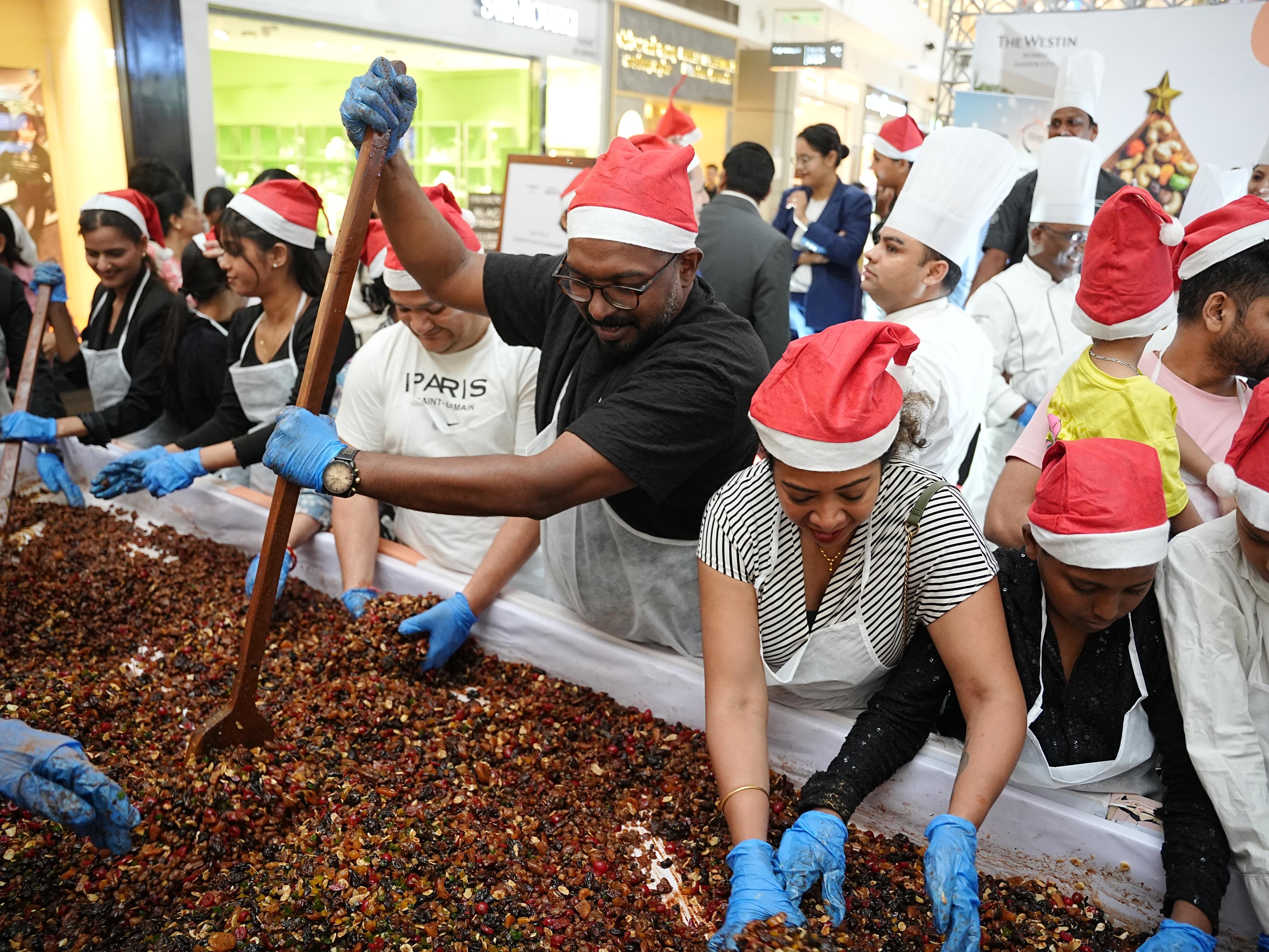 Cake Mixing Workshop