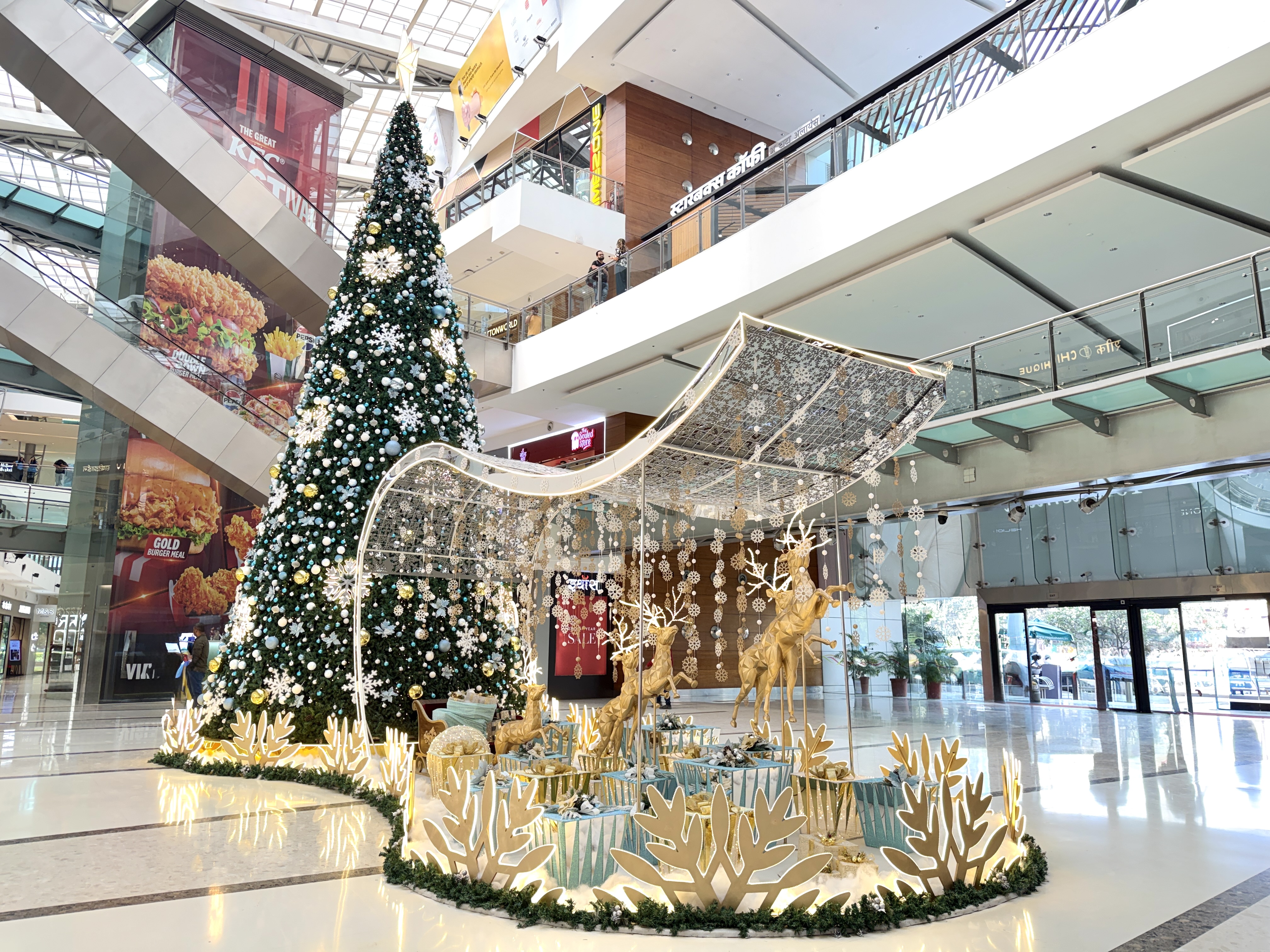 Christmas At Oberoi Mall